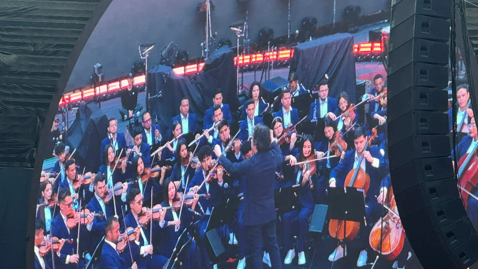 La Orquesta Sinfónica Simón Bolívar hizo historia en Wembley junto a Coldplay