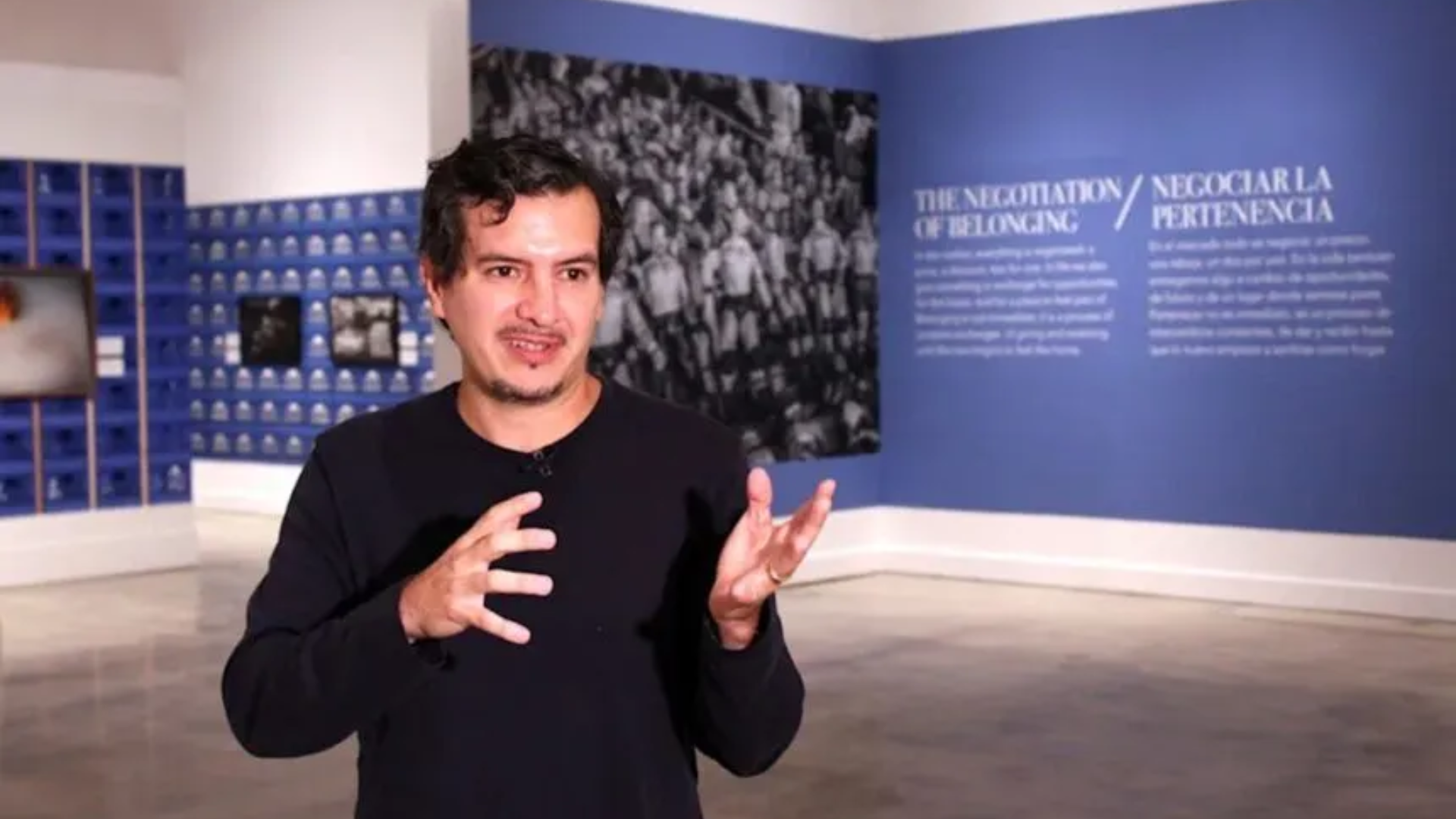 Carlos Muñoz, fotógrafo venezolano, presenta en el Museo de Historia de Miami una muestra que retrata la vida migrante