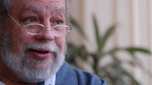 El venezolano Marcos Tarre Briceño gana el premio Black Mountain de novela negra inédita 2026