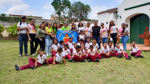 Estudiantes exploran el patrimonio histórico y natural de Palavecino en jornada educativa