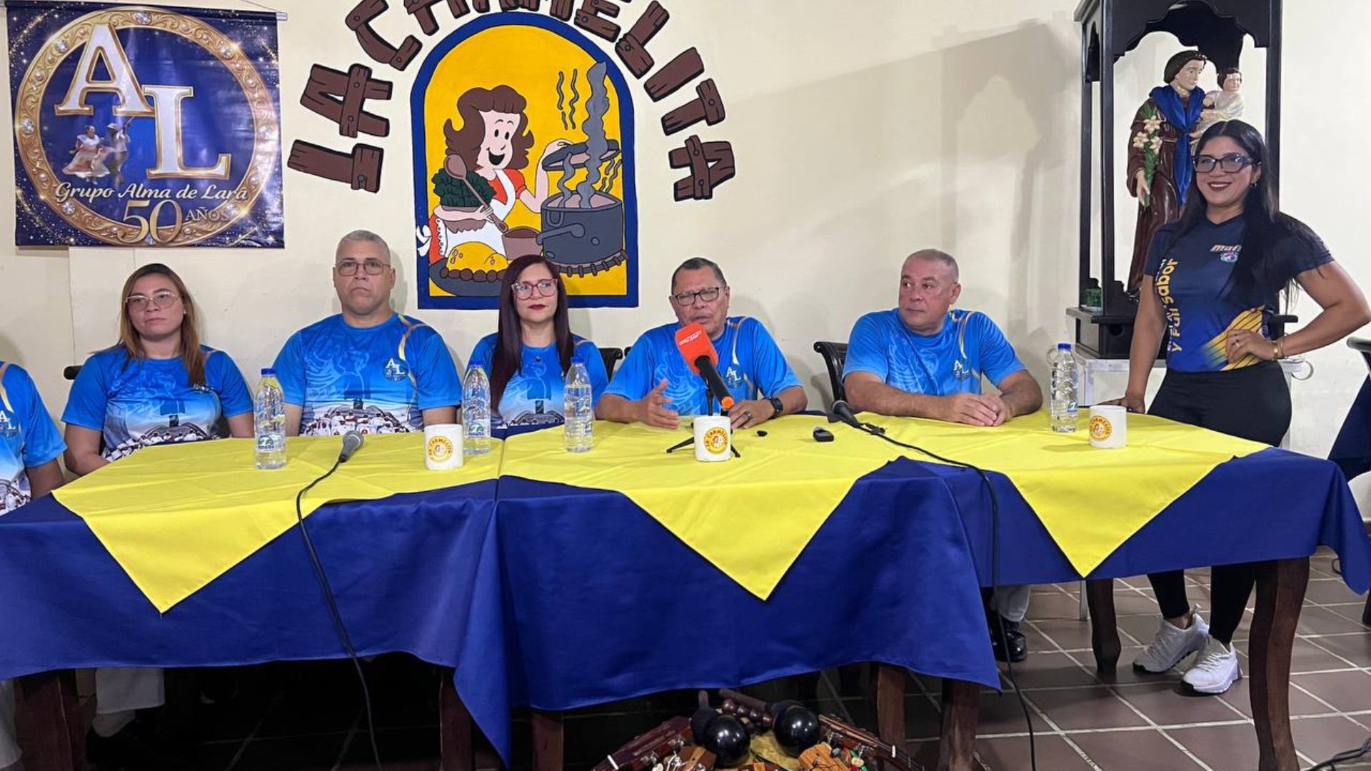 El Grupo Alma de Lara celebra sus 50 años a golpe, tamunangue y tradición