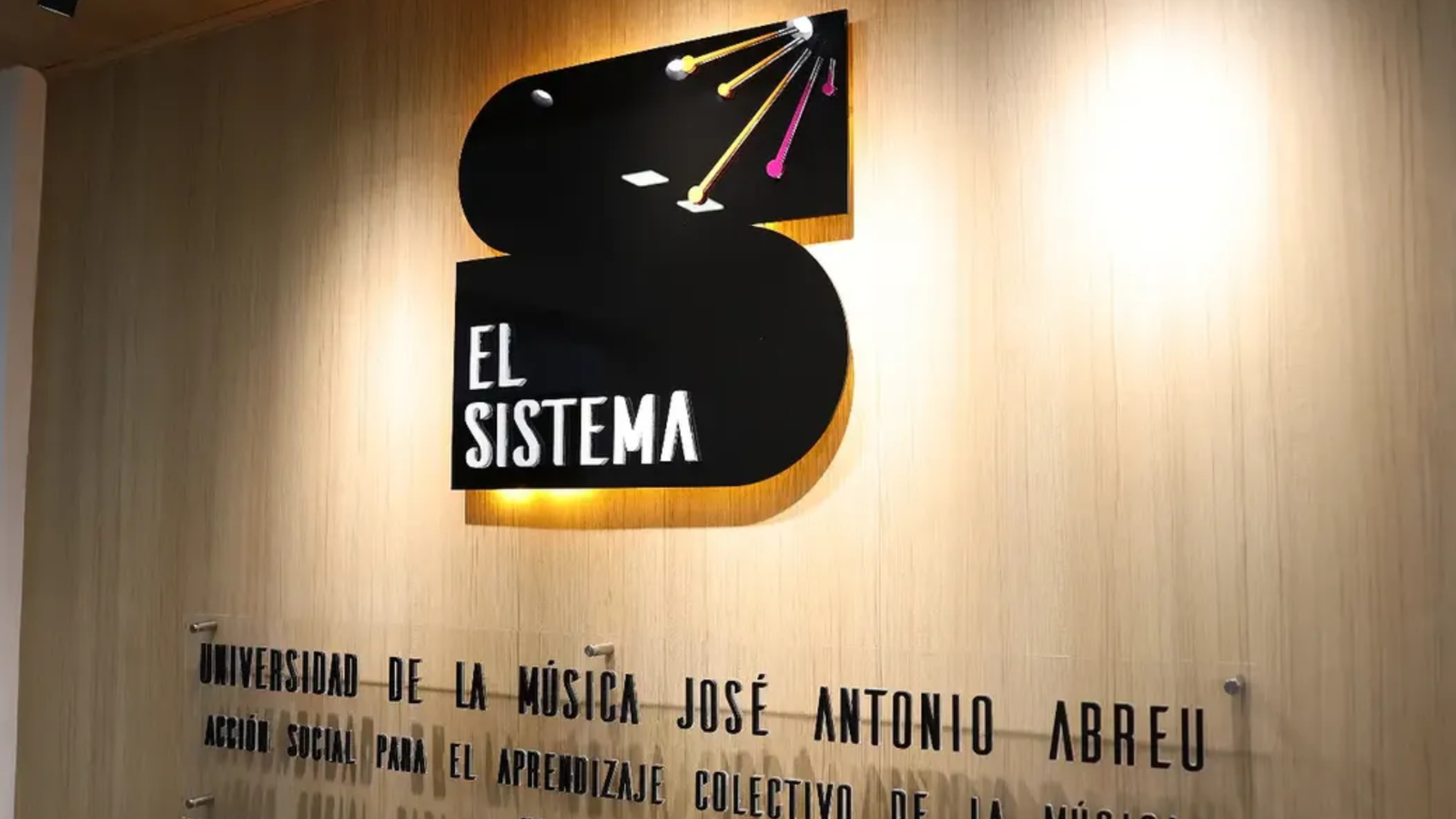 Inauguran en Caracas la Universidad Internacional de la Música José Antonio Abreu con 521 estudiantes